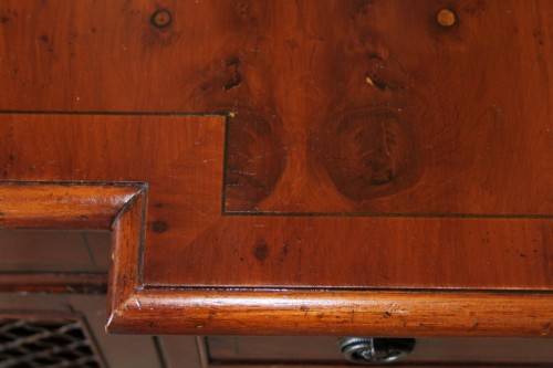 A BEAUTIFUL REGENCY PERIOD 6-DRAWER DOUBLE DOOR HALLWAY CABINET WITH TRELLIS DOOR DETAILING