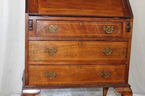 A SUPERB ANTIQUE SOLID TEAK "PAD-FOOT" FLIP-TOP WRITING DESK WITH THREE DRAWERS & INLAY DETAILING