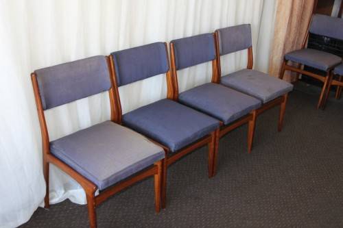 A FABULOUS COLLECTION OF 8x STUNNING RETRO (SOLID IMBUIA) VISITORS/ DINING CHAIRS bid/chair