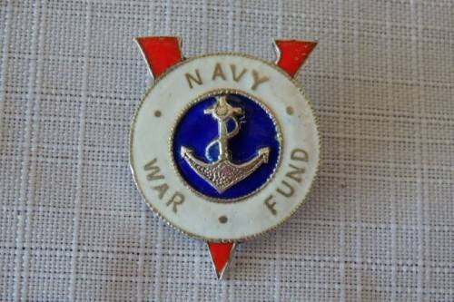 A FANTASTIC AND RARE WW2 ENAMELLED SILVER "THE WAR NAVY FUND" BADGE IN AMAZING CONDITION