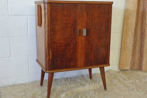 A stunning vintage/ antique? radiogram cabinet with beautiful period style detailing