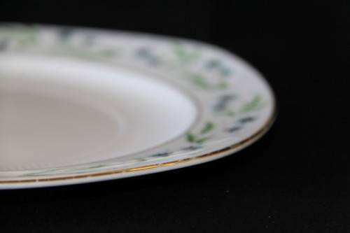 An amazing vintage "Colclough" bone china pastry/ cake platter in wonderful condition