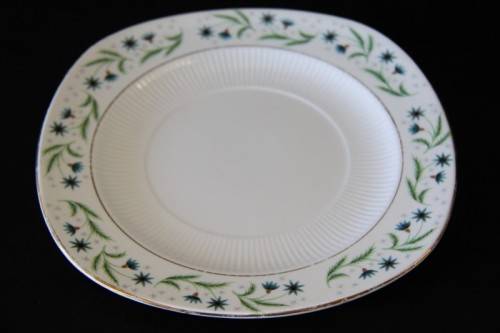 An amazing vintage "Colclough" bone china pastry/ cake platter in wonderful condition