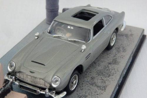 An awesome James Bond 007 "Aston Martin DB5'' die cast model car from the movie "Goldfinger''
