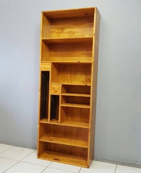 An awesome tall compact book case/ CD & DVD/ display stand with CD slots in great condition
