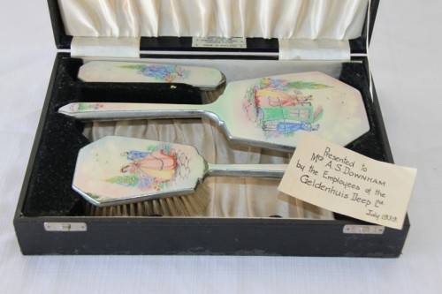 **RS17** A beautiful antique Art Deco enamelled vanity set w/ brushes & mirror in its original case