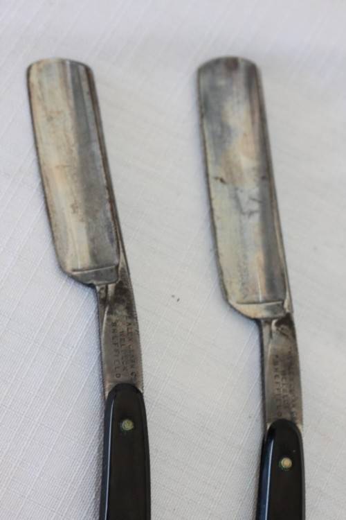 A superb set of antique "The Alexander Clark Co Ltd" cut throat razors in their original box