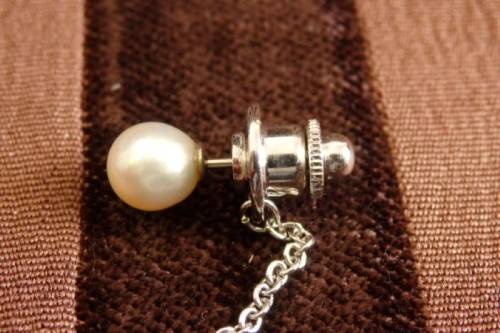 A stunning vintage genuine "Akoya" cultured white pearl gentleman's tie tack in its original box