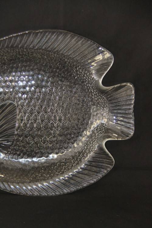 Two stunning large fish shaped glass serving platters in excellent condition - RS17Sale