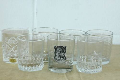 A fantastic collection of seven assorted whisky / brandy glasses incl. Klipdrift Premium;- bid/glass