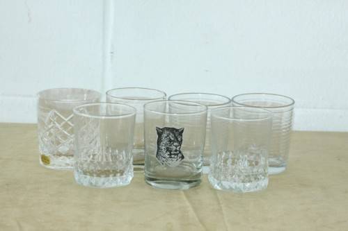 A fantastic collection of seven assorted whisky / brandy glasses incl. Klipdrift Premium;- bid/glass