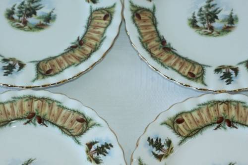 Four incredibly rare vintage Royal Albert "Knotty Pine" pattern cake plates - RS17Sale