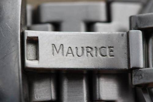 A superb Swiss made Maurice Lacroix stainless steel gents watch in its original box w/ paperwork