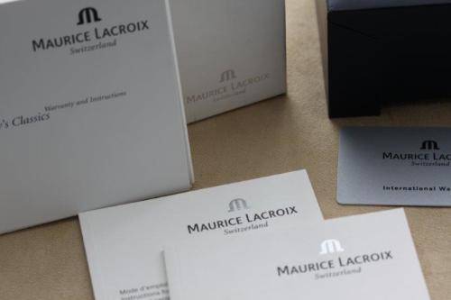 A superb Swiss made Maurice Lacroix stainless steel gents watch in its original box w/ paperwork