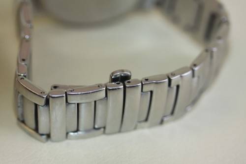 A superb Swiss made Maurice Lacroix stainless steel gents watch in its original box w/ paperwork