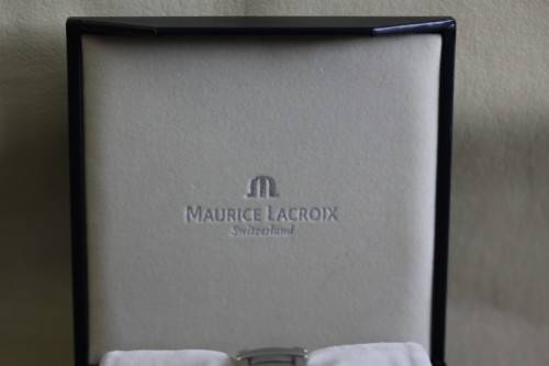 A superb Swiss made Maurice Lacroix stainless steel gents watch in its original box w/ paperwork