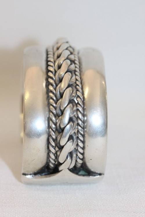 A truly spectacular vintage hand made Egyptian 800 Silver solid ladies bracelet (147.9g) = WOW!!!