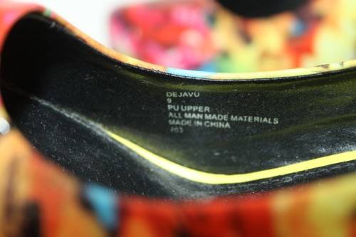 A stylish and funky pair of original Steve Madden "DeJeVu" ladies stiletto platform pumps