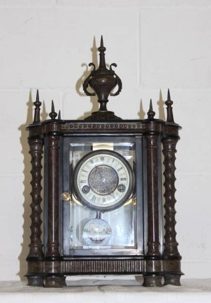**RS17** A larger red marble & glass double-door pendulum mantle clock w/ a porcelain dial .