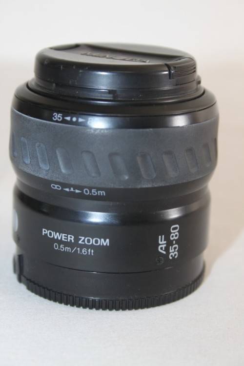 A Minolta Dynax 3xi 35mm film camera with a AF 35-80mm lens in a bag - RS17Sale