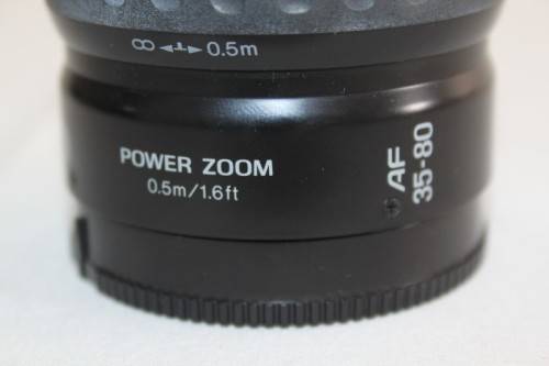 A Minolta Dynax 3xi 35mm film camera with a AF 35-80mm lens in a bag - RS17Sale