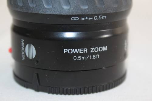 A Minolta Dynax 3xi 35mm film camera with a AF 35-80mm lens in a bag - RS17Sale