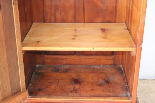 An awesome and practical storage cabinet/ pedestal with space for storing linen, drinks, etc.