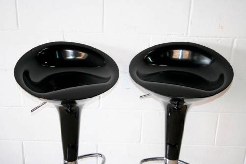 A pair of wonderful funky black & chrome height adjustable bombo style bar/counter chairs - RS17Sale
