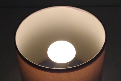 **RS17** A very pretty purple/ lilac porcelain table/ bedside lamp in complete working condition