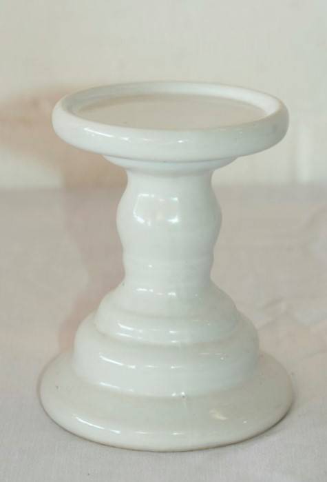 A wonderful white ceramic candle stand for a larger broader candle in awesome condition - RS17Sale