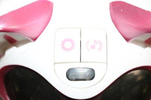 A pink "Tekno Kitty" intelligent robotic toy that interacts with its environment, great gift 4 kids!