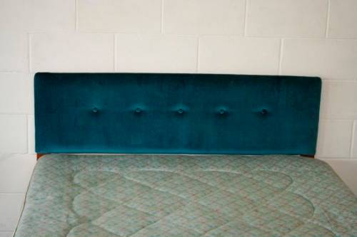 A stunning upholstered double-bed buttoned headboard with a Warner mattress & base.RS17Bed