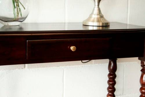 A beautiful and stylish single-drawer console/ hall table with gorgeous turned "bobbin" legs