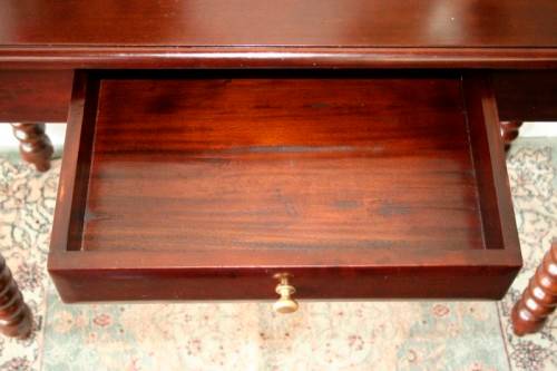 A beautiful and stylish single-drawer console/ hall table with gorgeous turned "bobbin" legs
