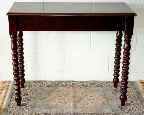 A beautiful and stylish single-drawer console/ hall table with gorgeous turned "bobbin" legs
