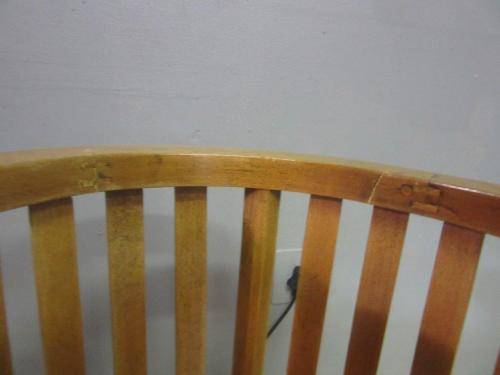 A wonderful solid oak round "barrel back" corner chair in good condition - lovely!