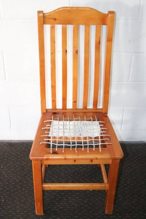 Six fabulous & sturdy riempie dining room chairs; perfect for a kitchen table - bid/chair - RS17Sale