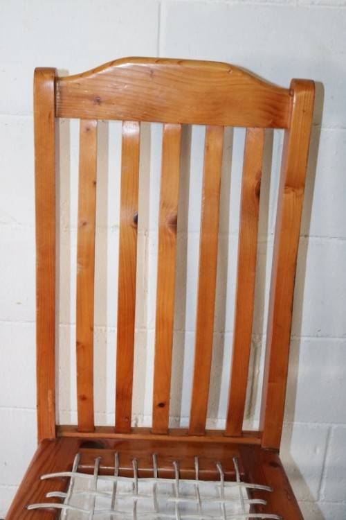 Six fabulous & sturdy riempie dining room chairs; perfect for a kitchen table - bid/chair - RS17Sale
