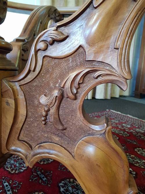 PRICE REDUCED! Antique Victorian Walnut dining room suite w exquisitely carved detailing - STUNNING