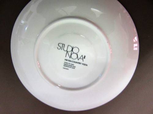 "Job Lot" An wonderful collection of mixed porcelain & ceramic ware Incl. Villeroy & Boch; RS17Sale
