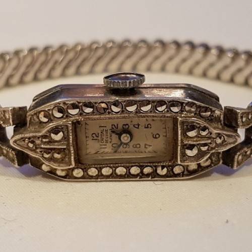 Awesome antique Swiss made Capital DeLuxe ladies 15 Jewell Art Deco wrist watch w/ Marcasite stones
