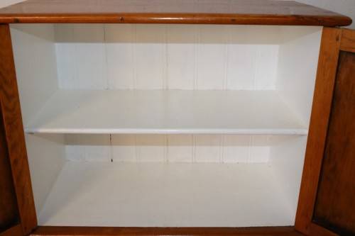 A charming vintage solid Oregon double-door bathroom/ medicine/ vanity cabinet - lovely!!