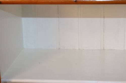 A charming vintage solid Oregon double-door bathroom/ medicine/ vanity cabinet - lovely!!