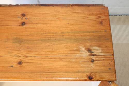 A charming vintage solid Oregon double-door bathroom/ medicine/ vanity cabinet - lovely!!