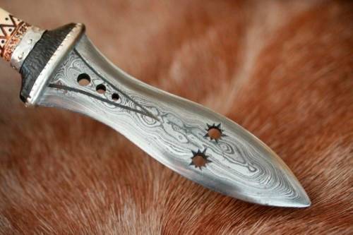 Discounted!!! Spectacular hand made Kevin & Heather Harvey 1/4 scale West African Kuba Knife