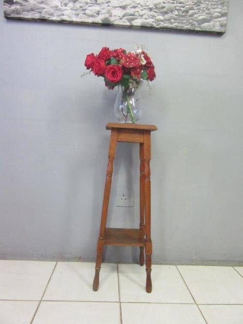 A superb vintage tall Oak double planter stand - perfect for a vase with flowers on a patio!!