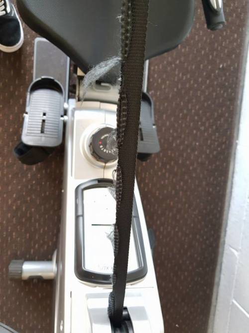 A very high quality and useful "Maxxus RCP 3000" rowing and cycling combination exercise machine!