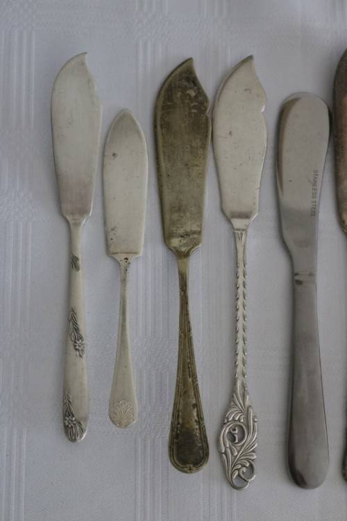 Awesome collection of 13x assorted vintage speciality knives incl. pate, butter, cheese - RS17Sale