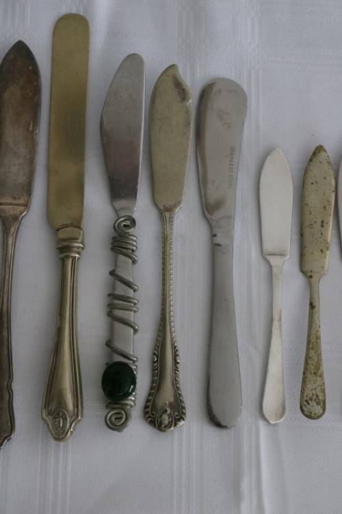 Awesome collection of 13x assorted vintage speciality knives incl. pate, butter, cheese - RS17Sale