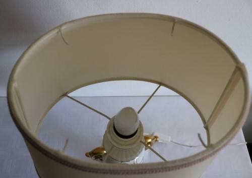 A spectacularly rare vintage "Gerold Porzellan" of Bavaria, Germany hand painted Urn-table lamp
